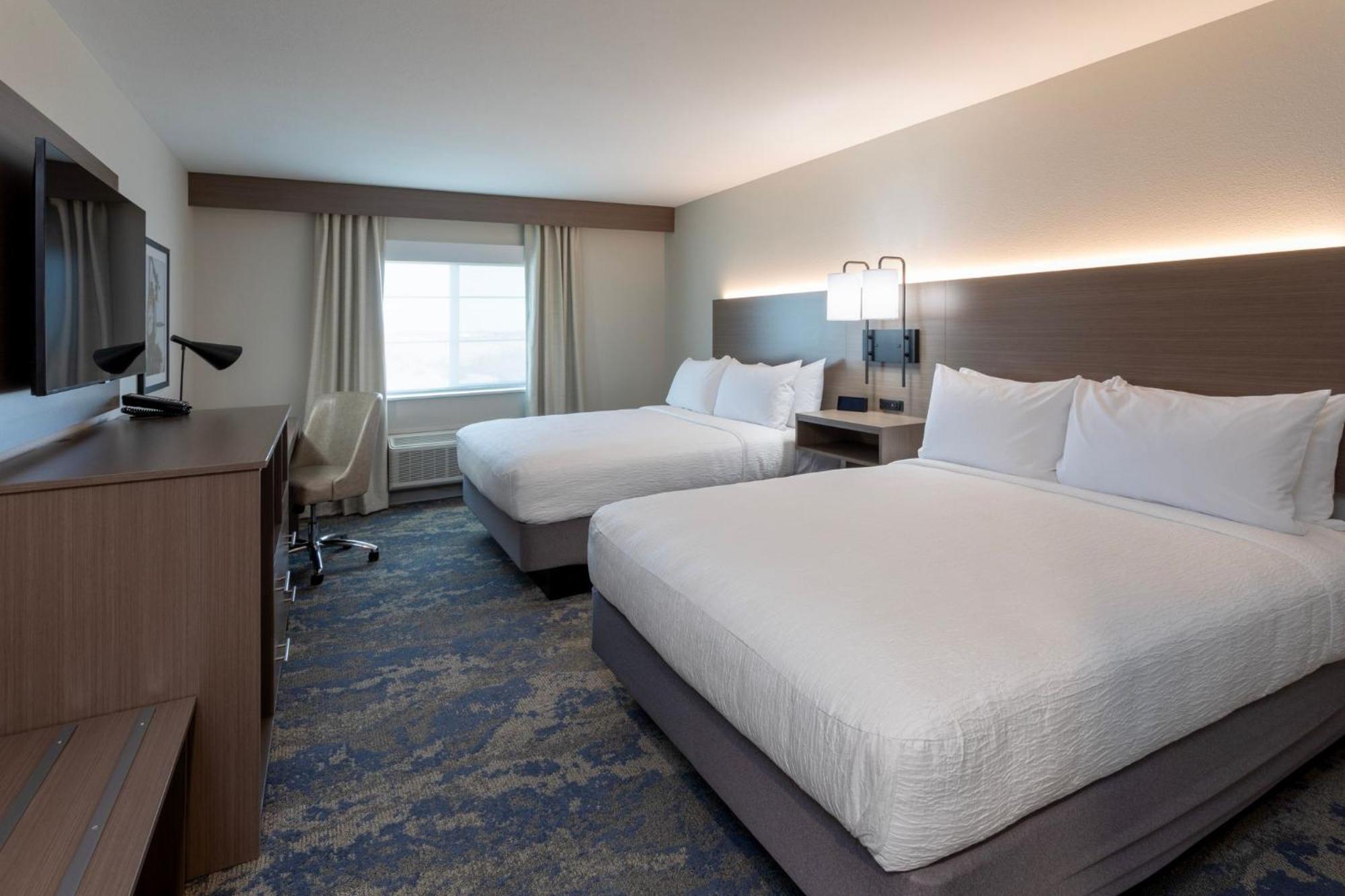 Grandstay Hotel & Suites Johnston-Des Moines, Ia Bagian luar foto